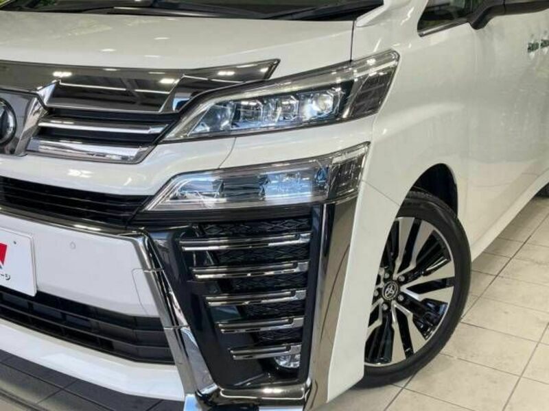 VELLFIRE-12