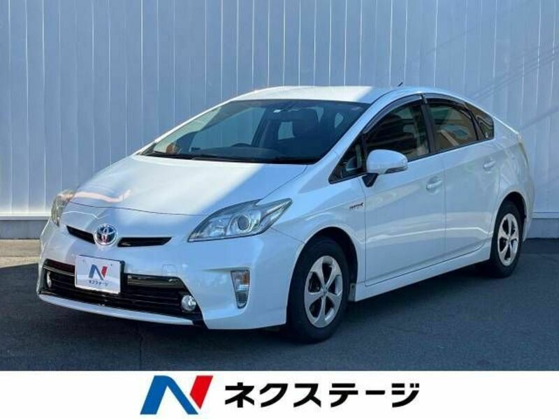 TOYOTA　PRIUS