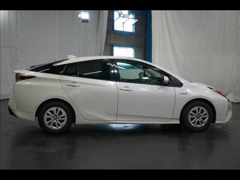 PRIUS-15