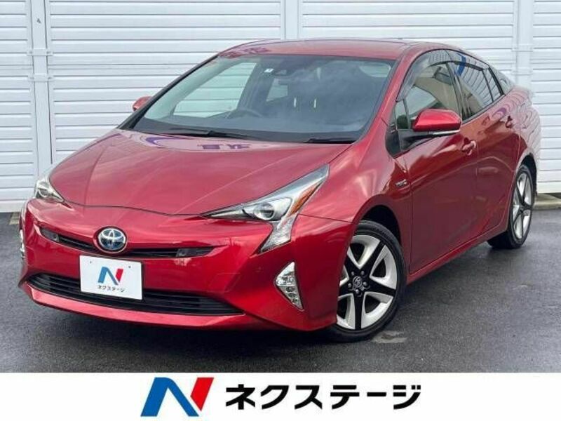 TOYOTA　PRIUS