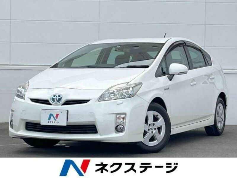 TOYOTA　PRIUS