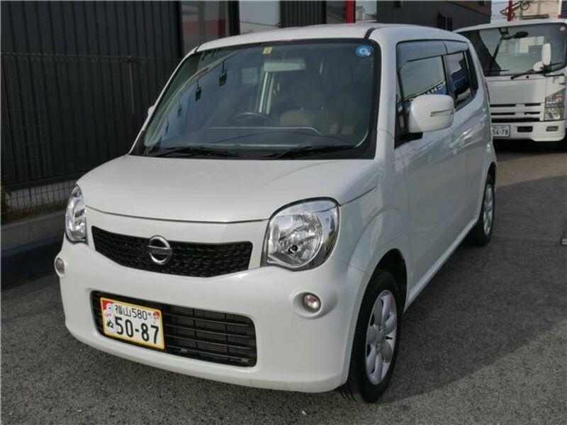 NISSAN　MOCO