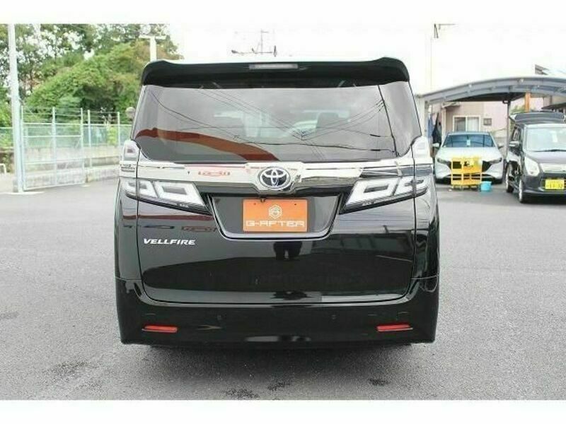 VELLFIRE-8