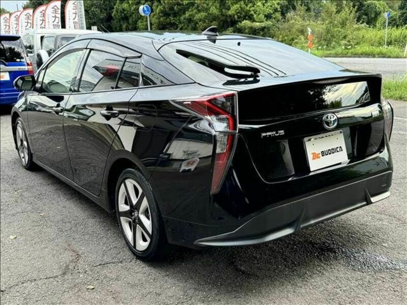 PRIUS-7