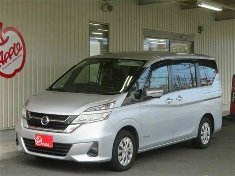 NISSAN　SERENA