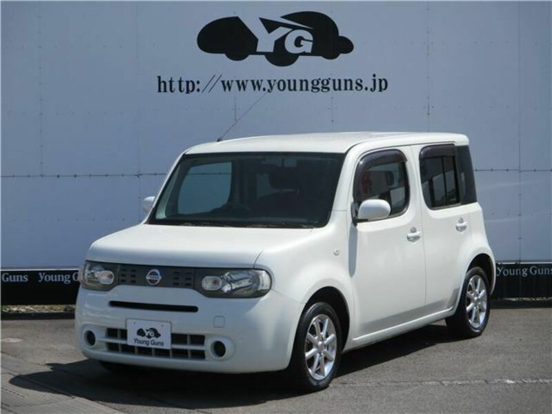 NISSAN　CUBE