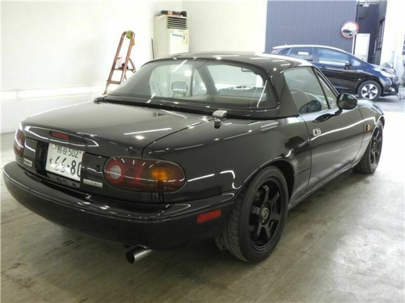 EUNOS ROADSTER-4