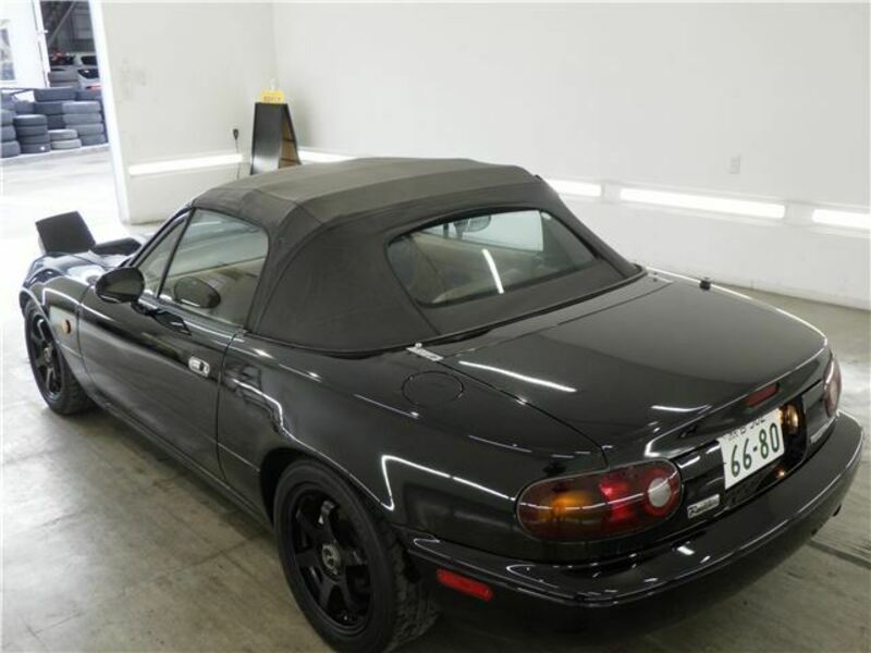 EUNOS ROADSTER-16