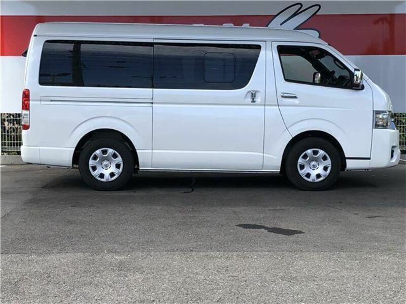 HIACE VAN-4