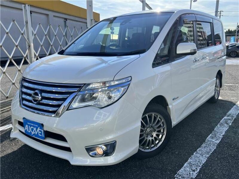 NISSAN　SERENA