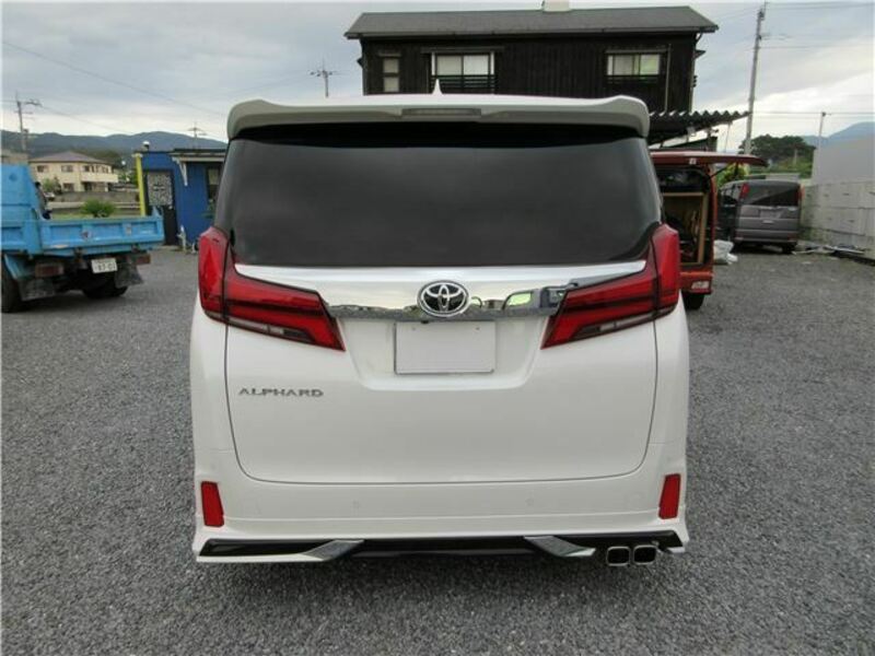 ALPHARD-7