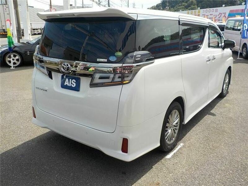 VELLFIRE-4