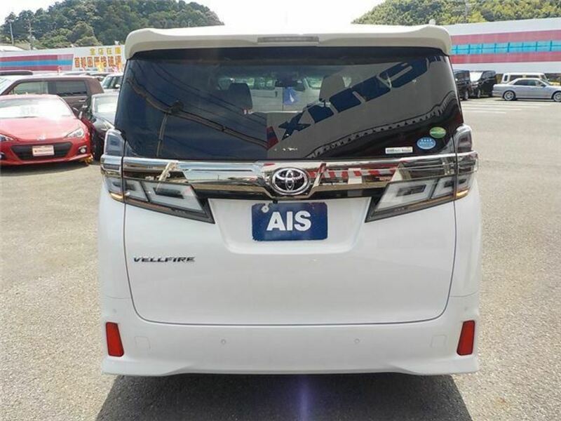 VELLFIRE-5