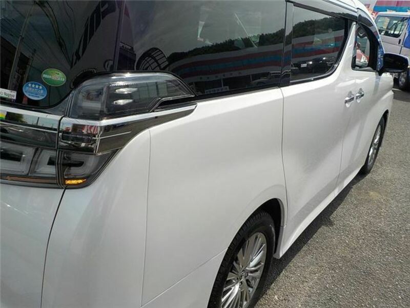 VELLFIRE-29