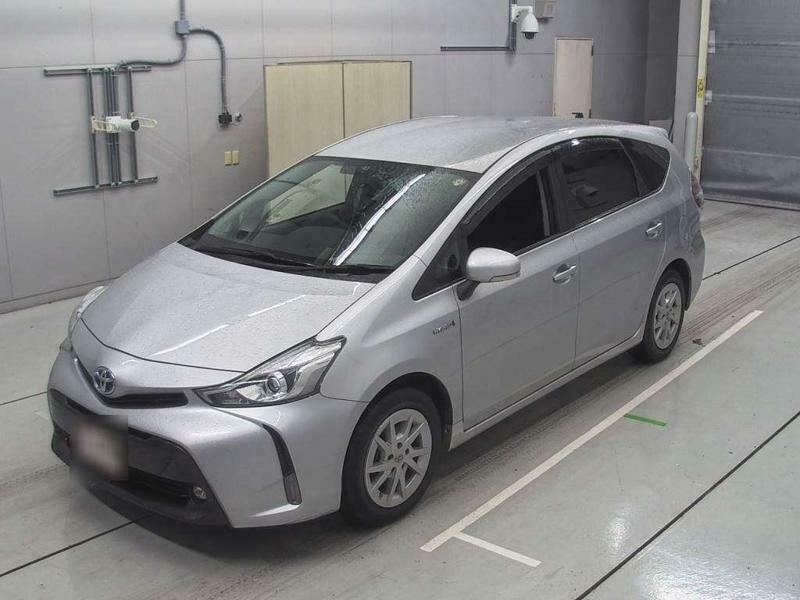 PRIUS ALPHA-15