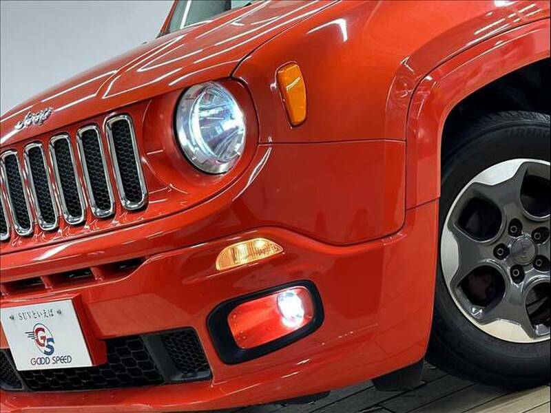 JEEP RENEGADE-9