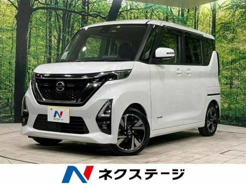 NISSAN　ROOX