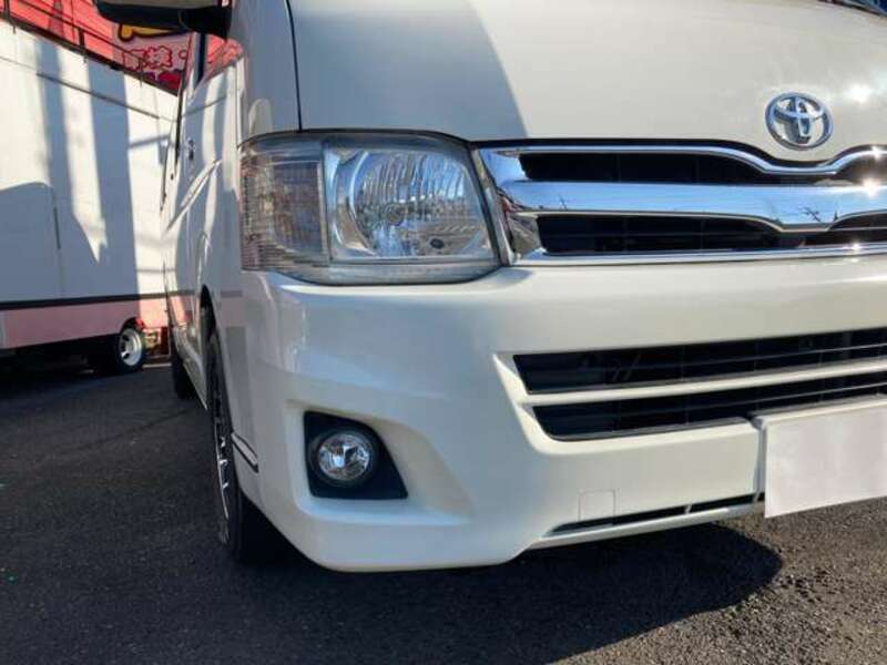 HIACE VAN-9