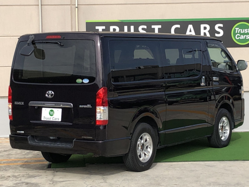 HIACE VAN-6