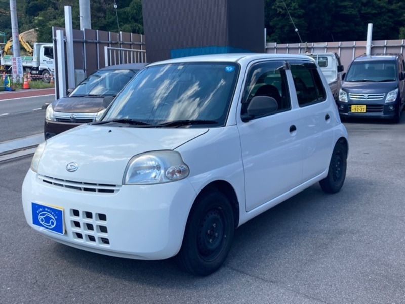 DAIHATSU　ESSE