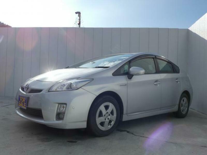 PRIUS-3