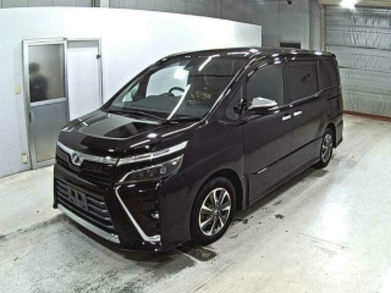 TOYOTA　VOXY