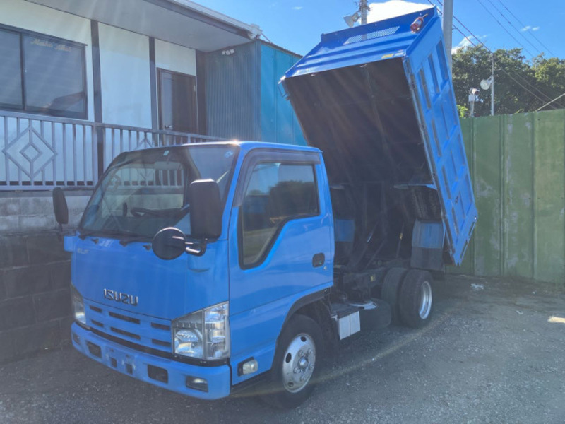 ISUZU　ELF