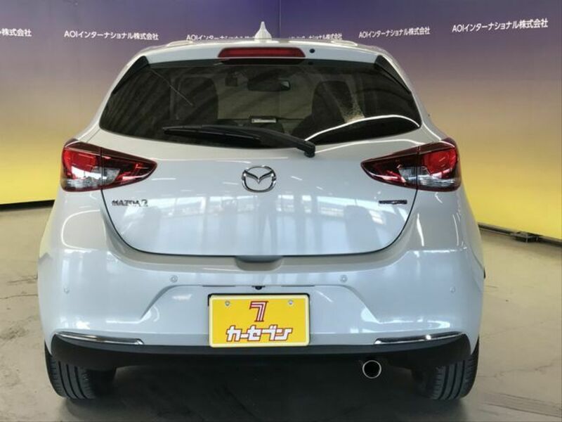 MAZDA2-6