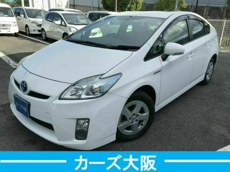 TOYOTA　PRIUS