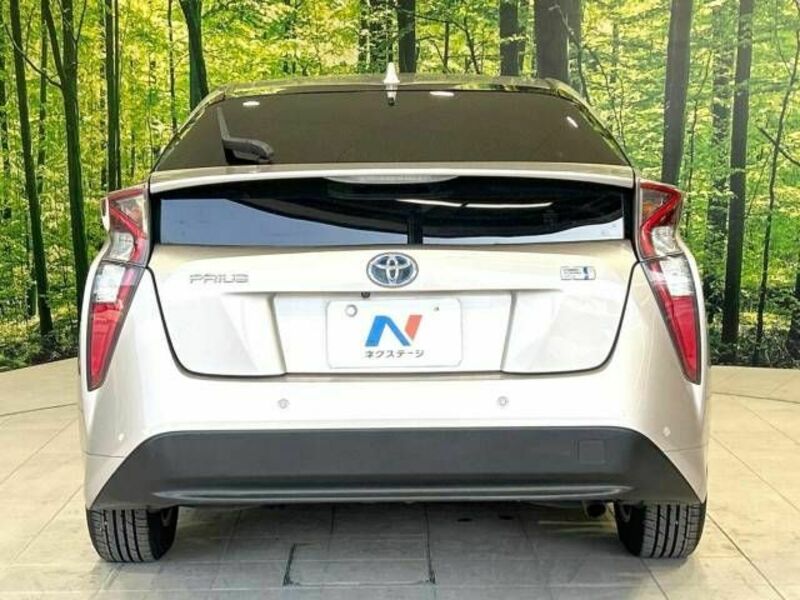 PRIUS-15