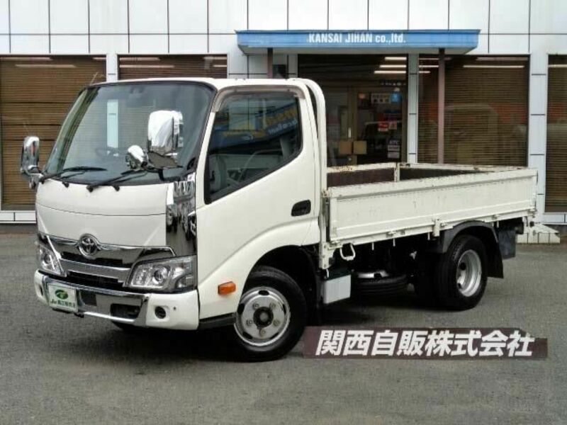 TOYOTA　DYNA