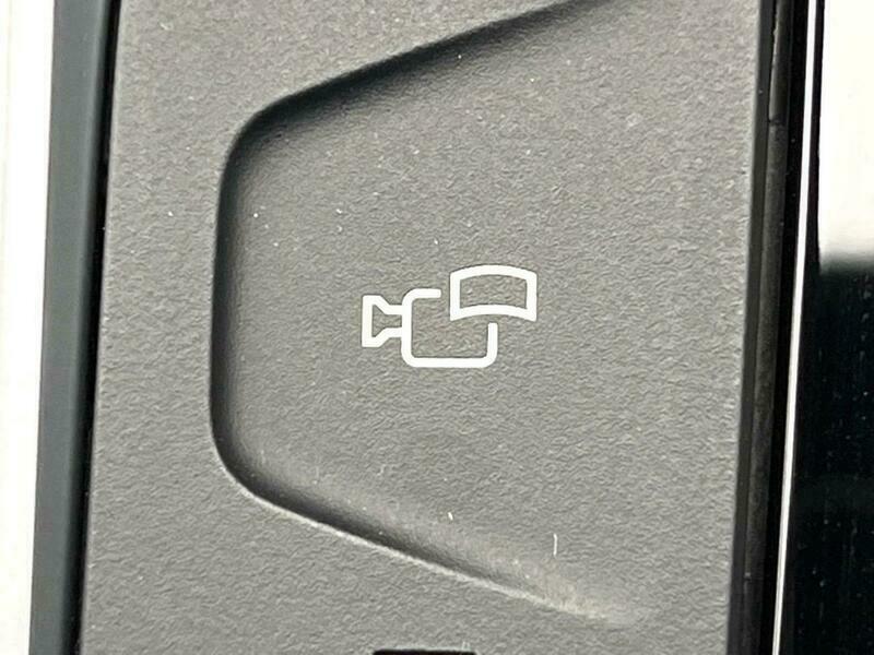 X4