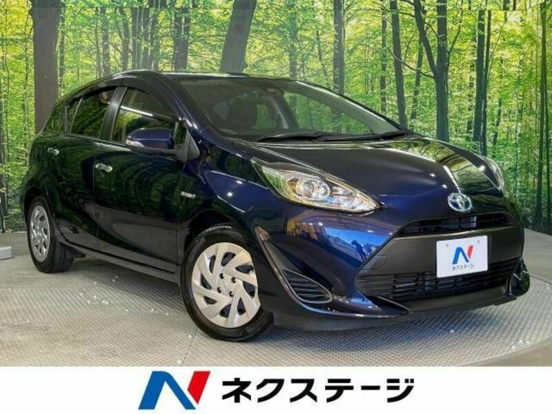 TOYOTA　AQUA