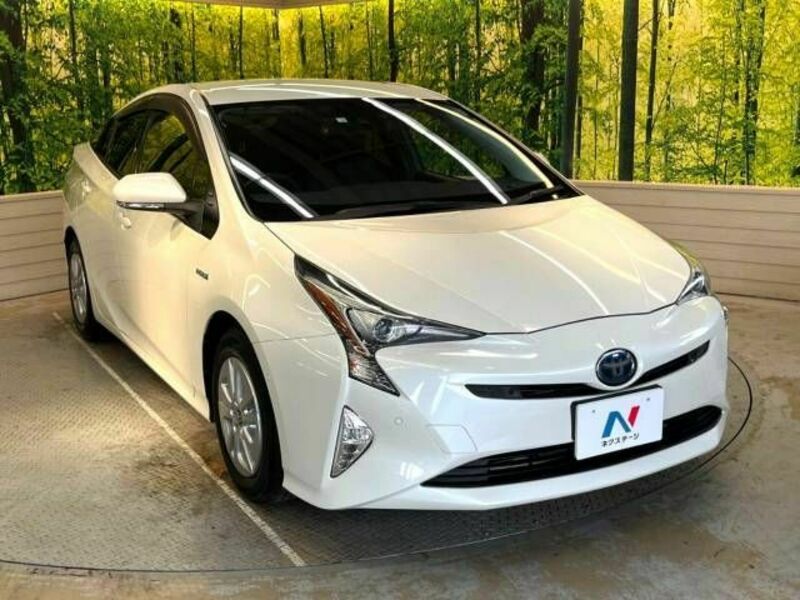 PRIUS-16