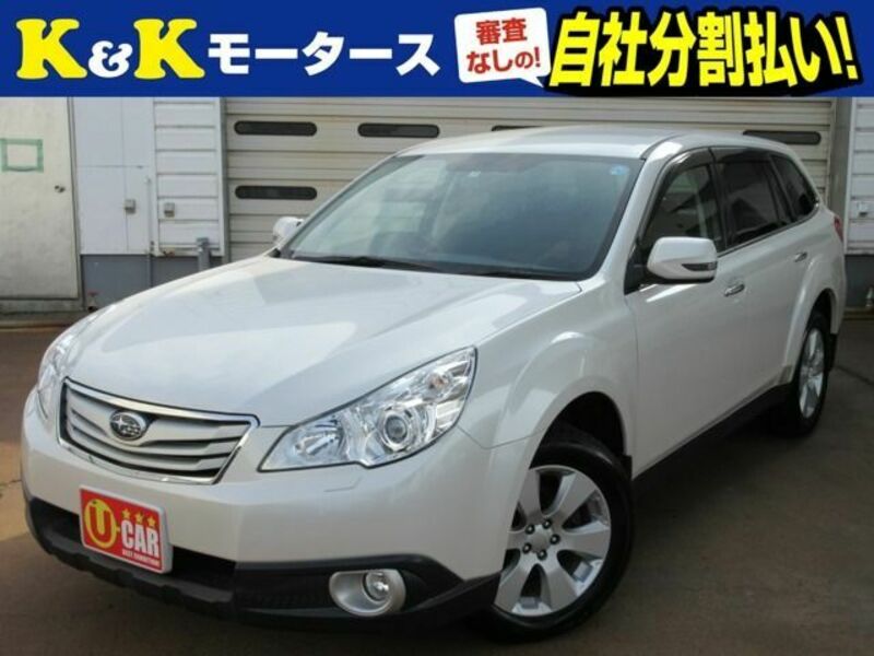 SUBARU　LEGACY OUTBACK