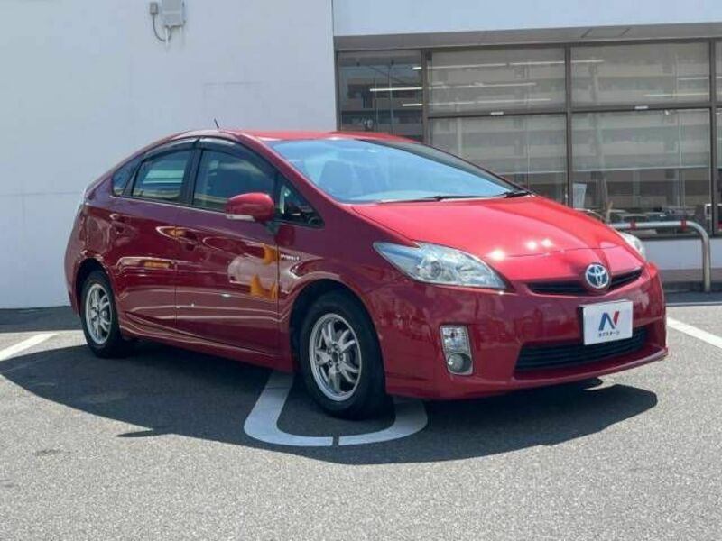 PRIUS-16