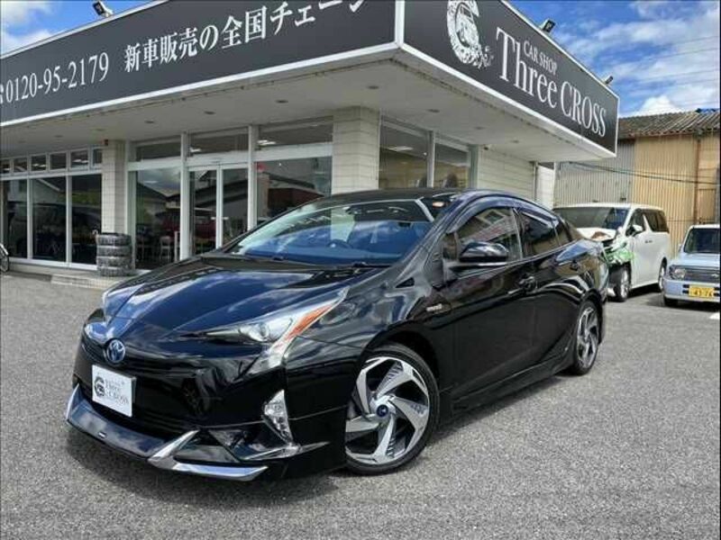 TOYOTA　PRIUS