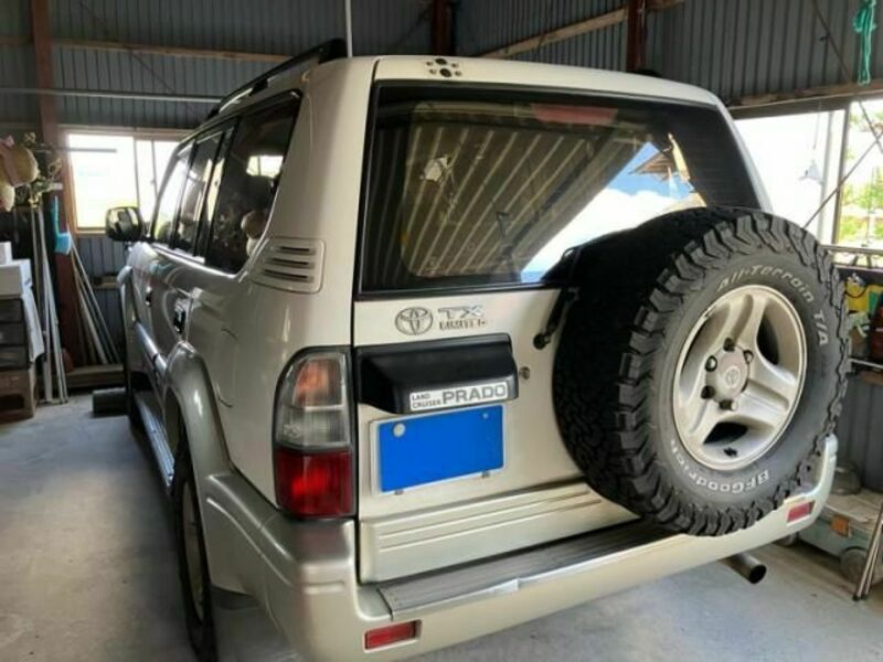 LAND CRUISER PRADO-4