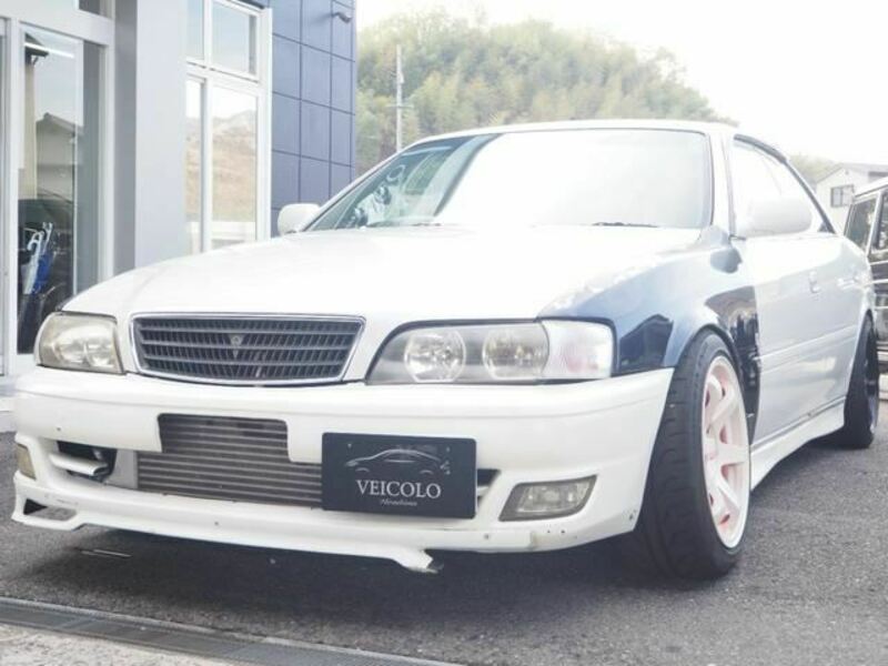 TOYOTA　CHASER