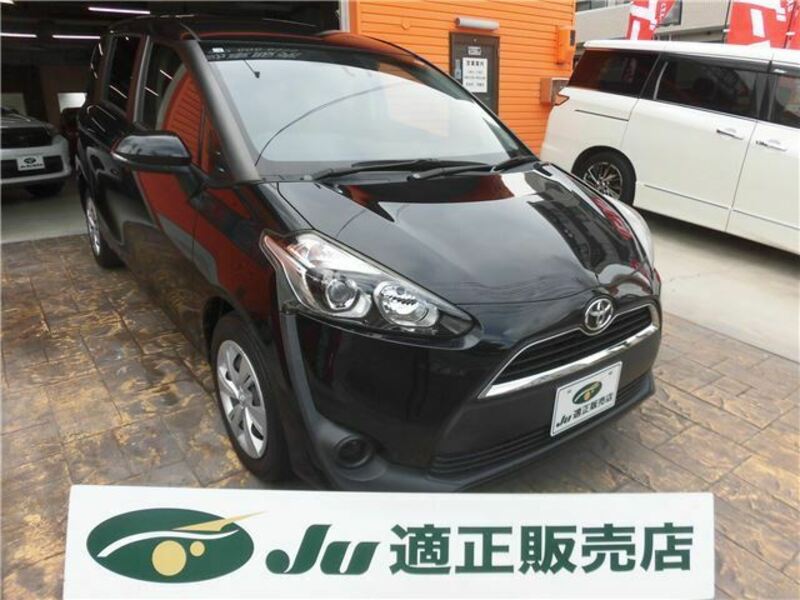 TOYOTA　SIENTA