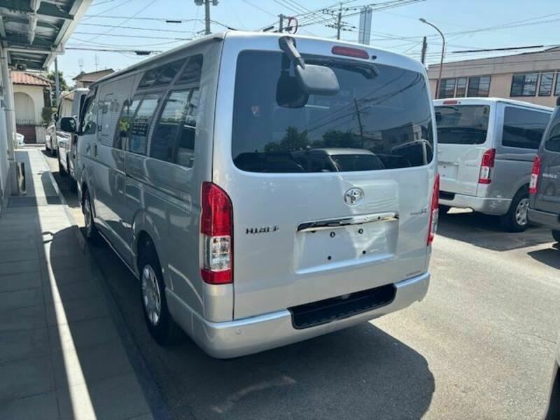 HIACE VAN-4