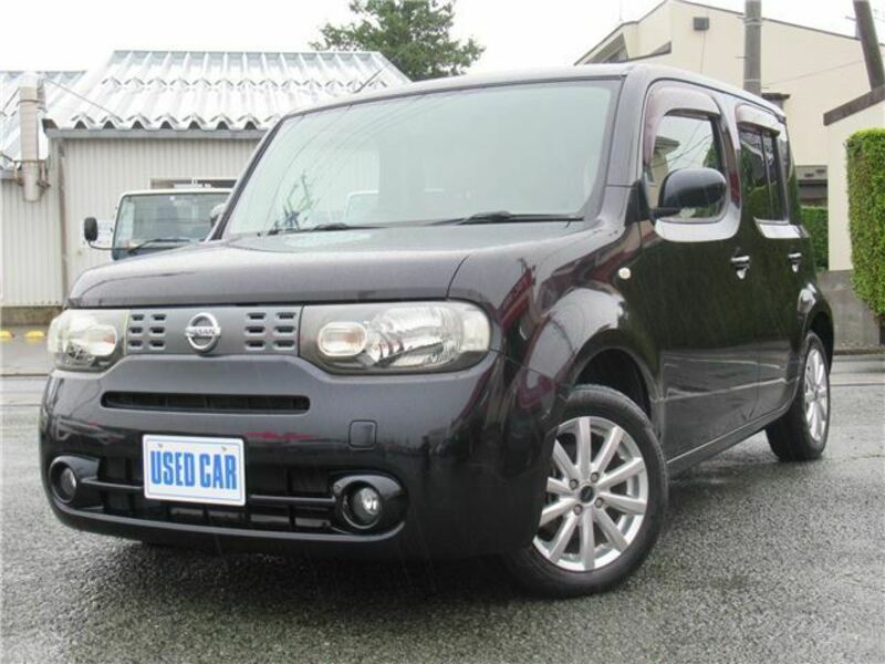 NISSAN　CUBE