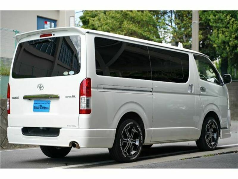 HIACE VAN-18