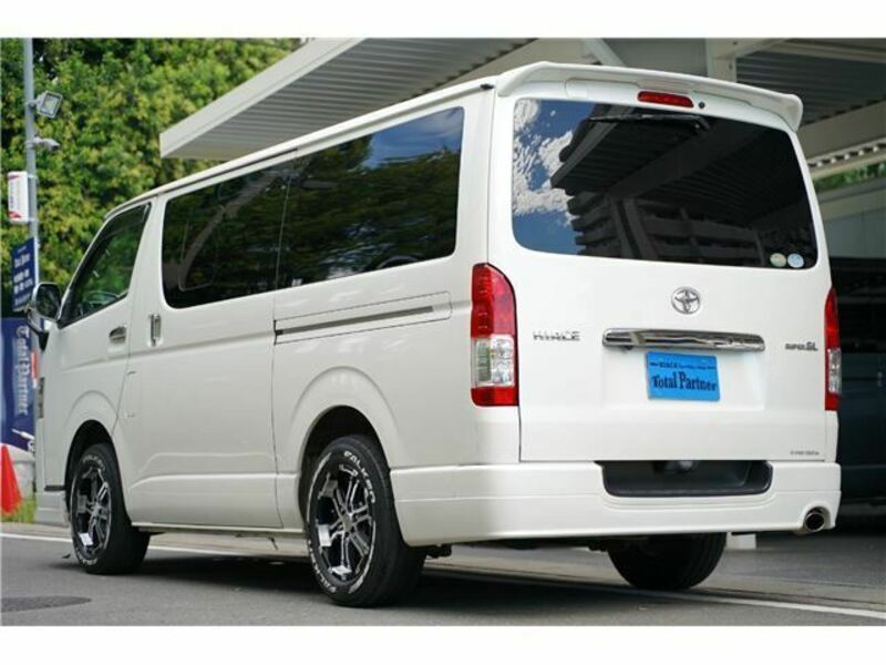 HIACE VAN-22