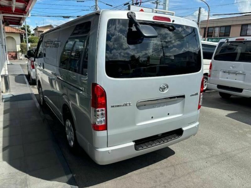 HIACE VAN-2