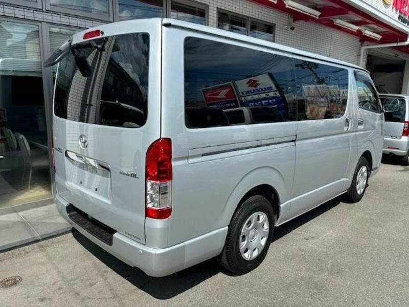 HIACE VAN-3