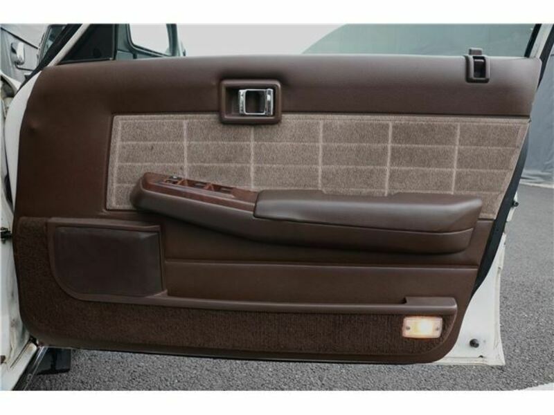 GLORIA WAGON-2