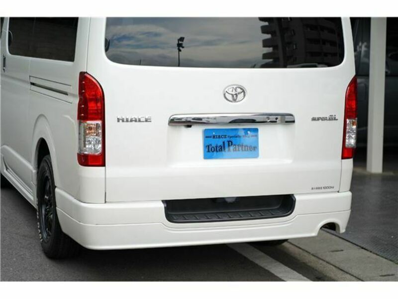 HIACE VAN-22