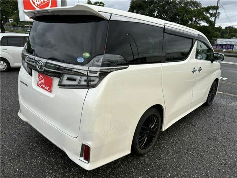 VELLFIRE-1