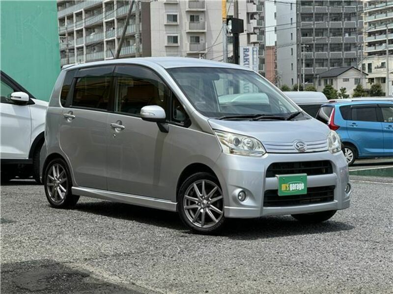 DAIHATSU　MOVE